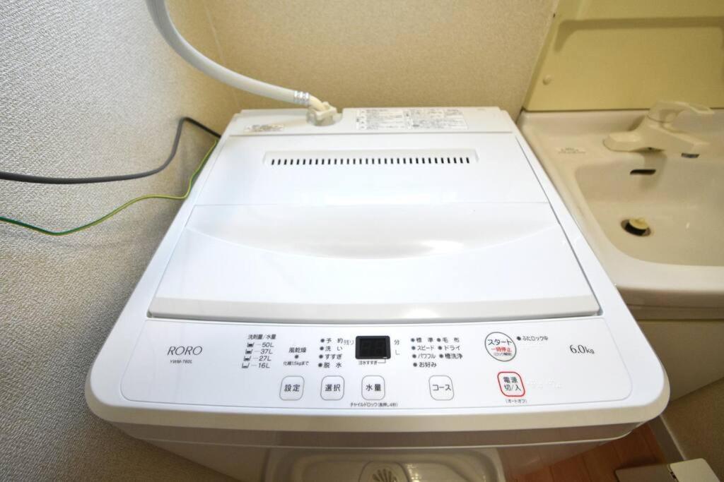 ゆったり1Ldkで最大8人まで宿泊可能！博多駅・キャナルも徒歩圏内！コンビニ・スーパー徒歩１分！ Sumiyoshi  Exterior photo